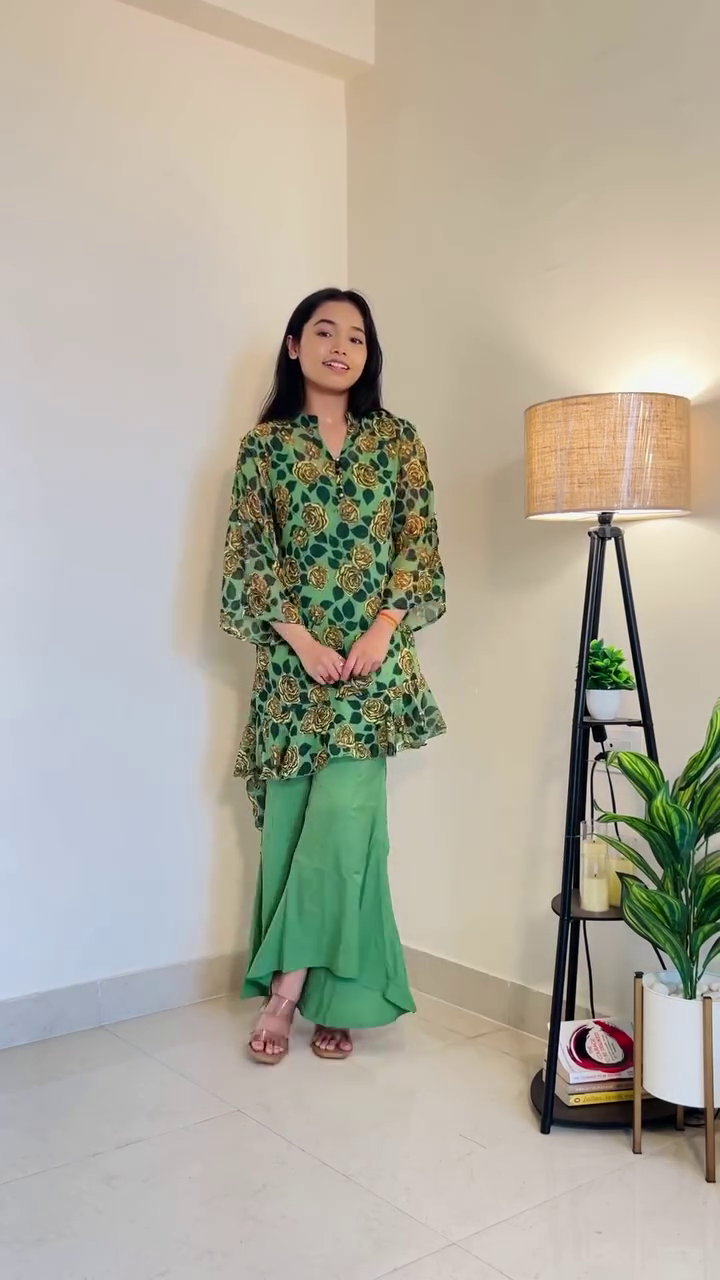 Fresh & Stylish: Elegant Green Printed Kurta Set for Everyday Grace
