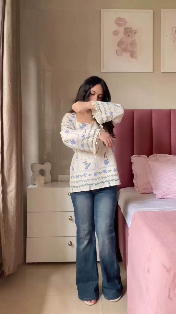 Effortless Everyday Chic: Floral Top with Classic Denim