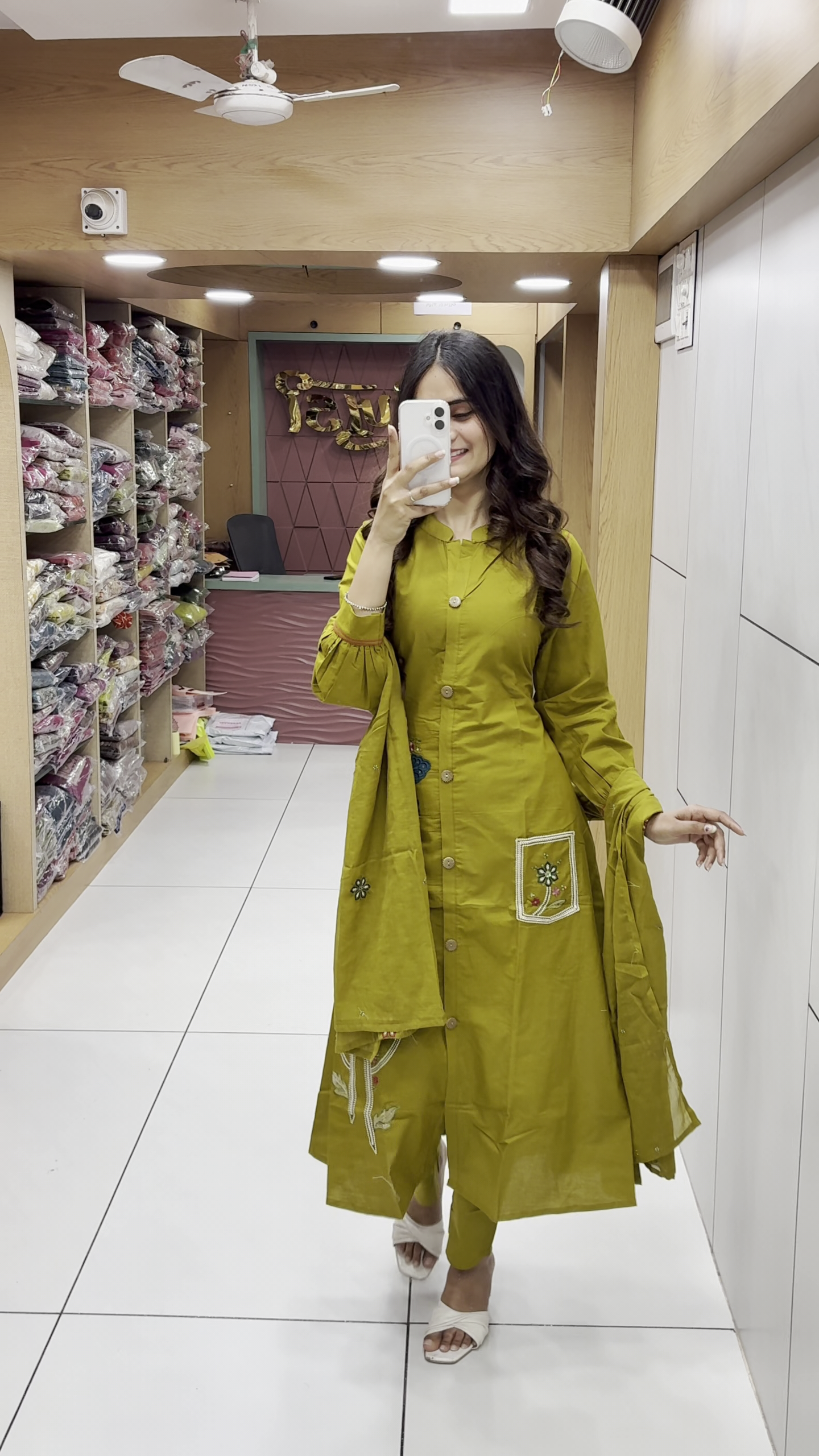 Elegant Olive Green Kurta Pant Dupatta Set
