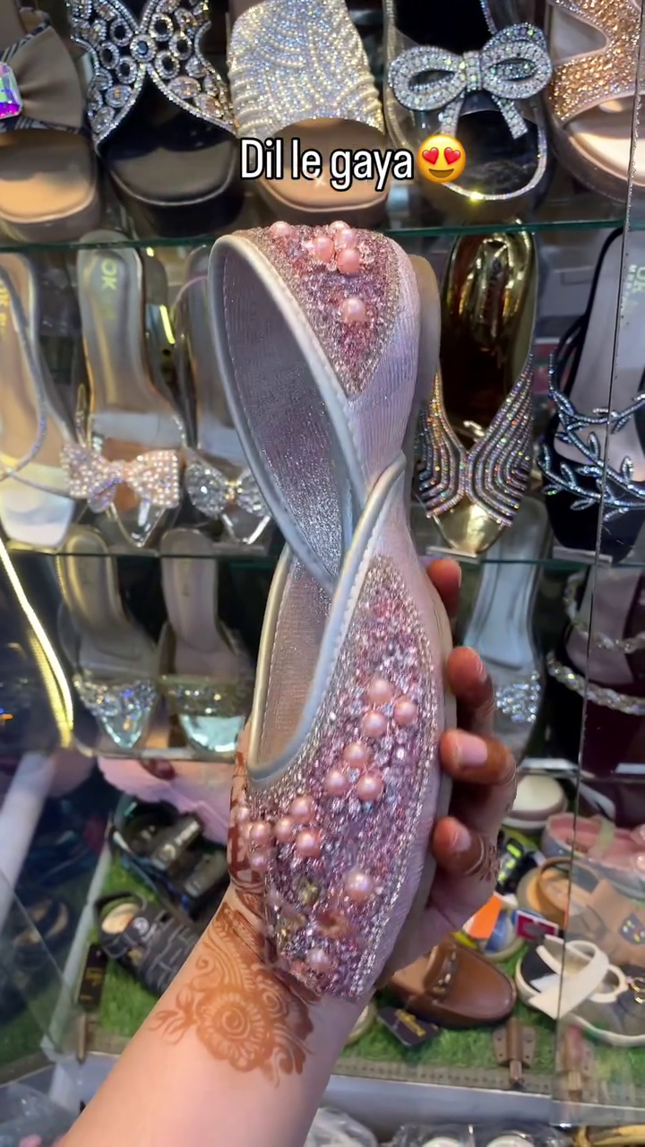 Elegant Pearl Party Flats