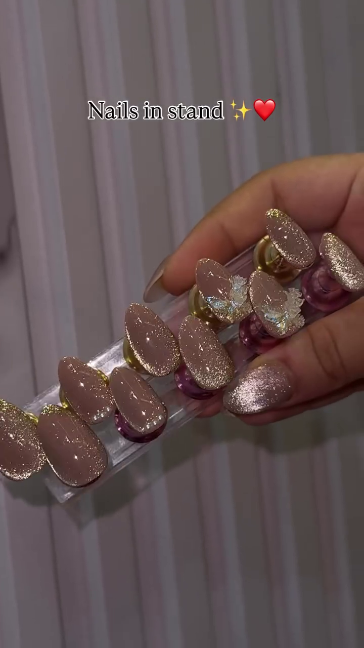🦋 Sparkling Butterfly Nails – Your New Favorite Set
