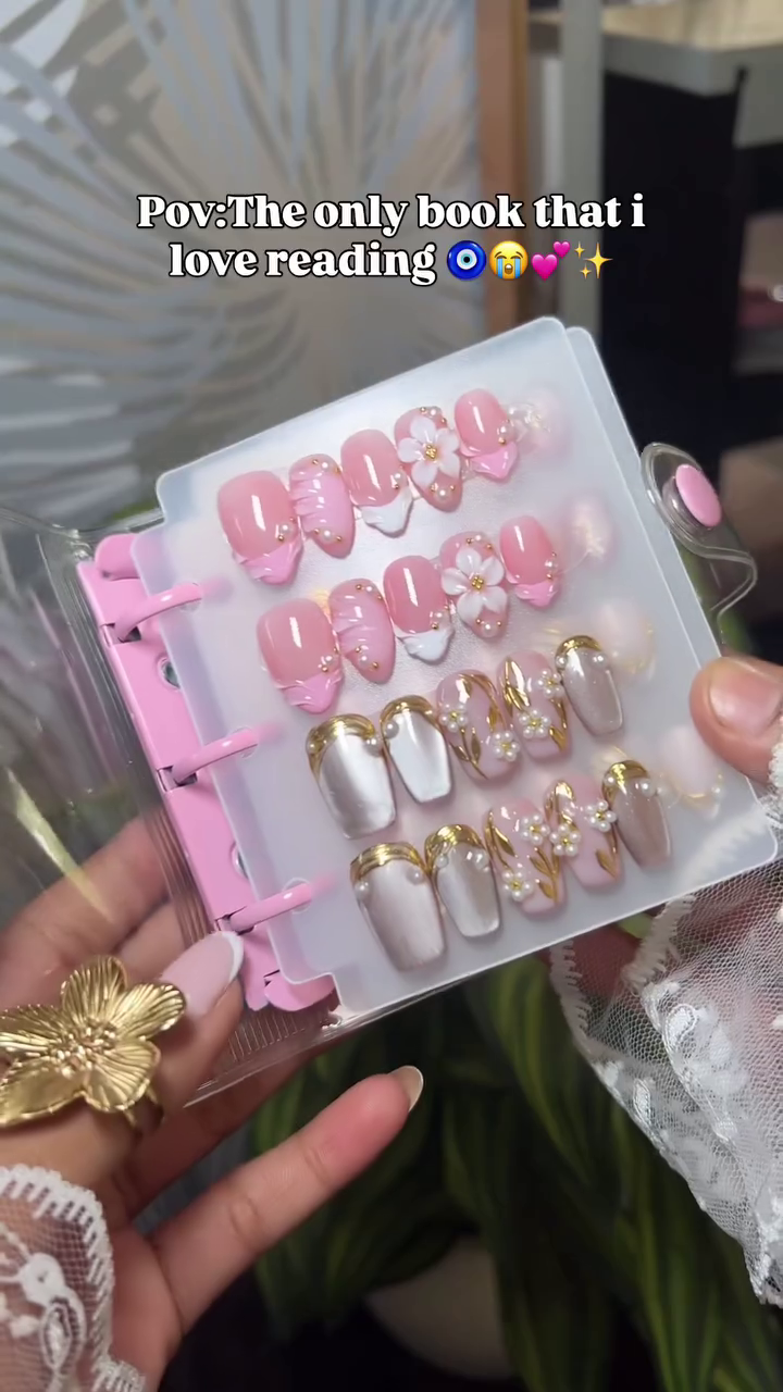 Luxury Press-On Nail Book – Salon Look in Minutes