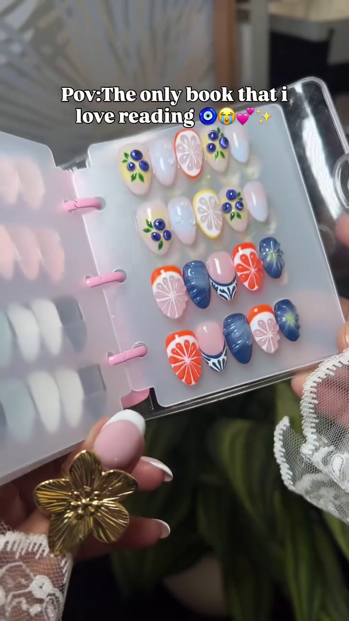 Luxury Press-On Nail Book – Salon Look in Minutes