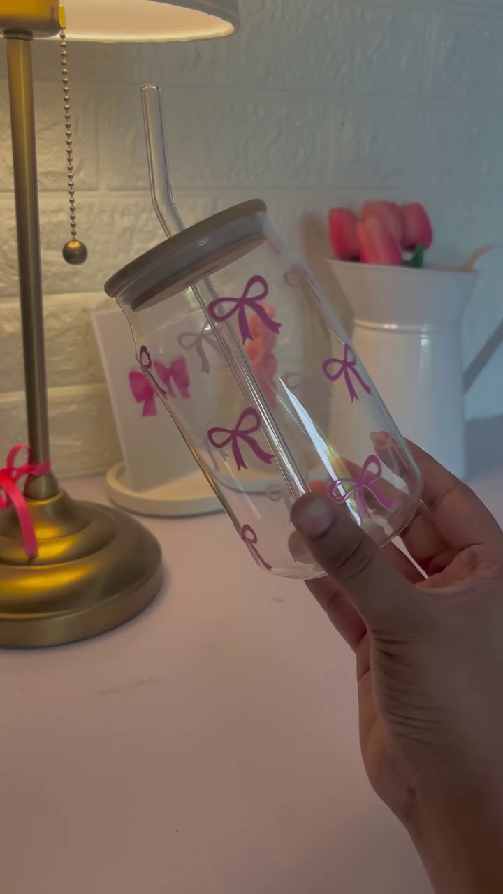 🎀 Cute Bow Glass Tumbler – Drink in Style