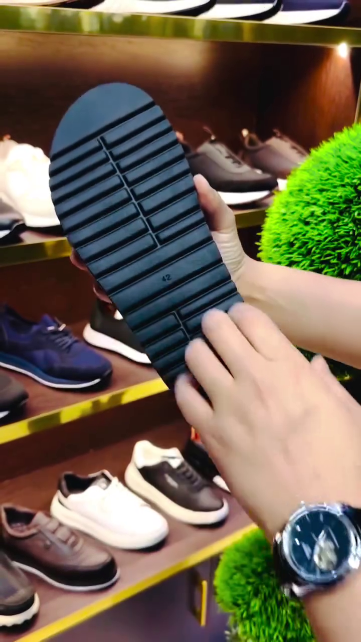 🩴 Premium Casual Slides – Comfort Meets Everyday Style