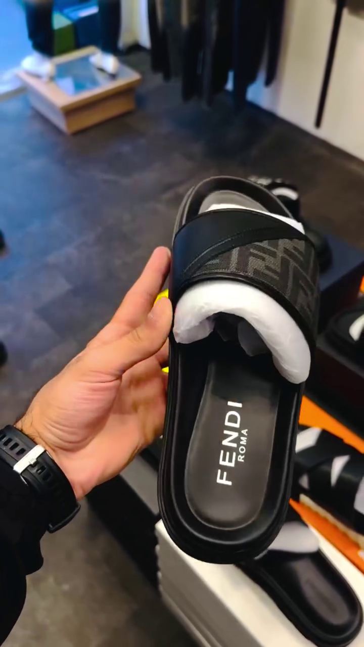 ✨ Luxury Designer Slides – Everyday Fashion with Premium Comfort