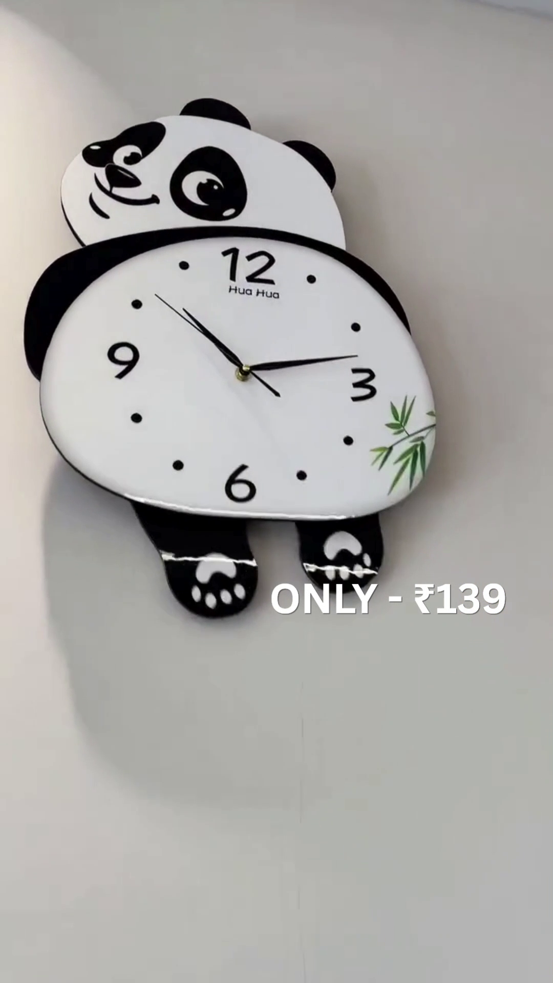 🐼 Adorable Panda Wall Clock – Cute Décor for Every Room