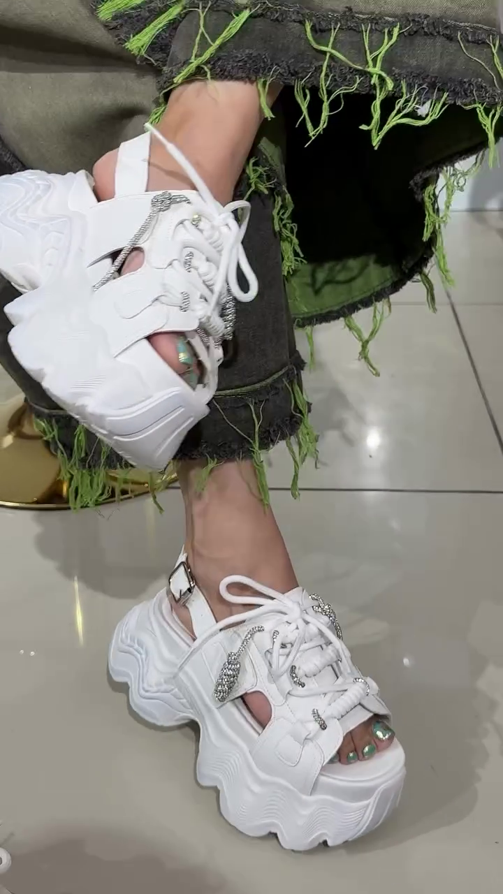 Elegant White Rhinestone Platform Sneakers with Glam Details