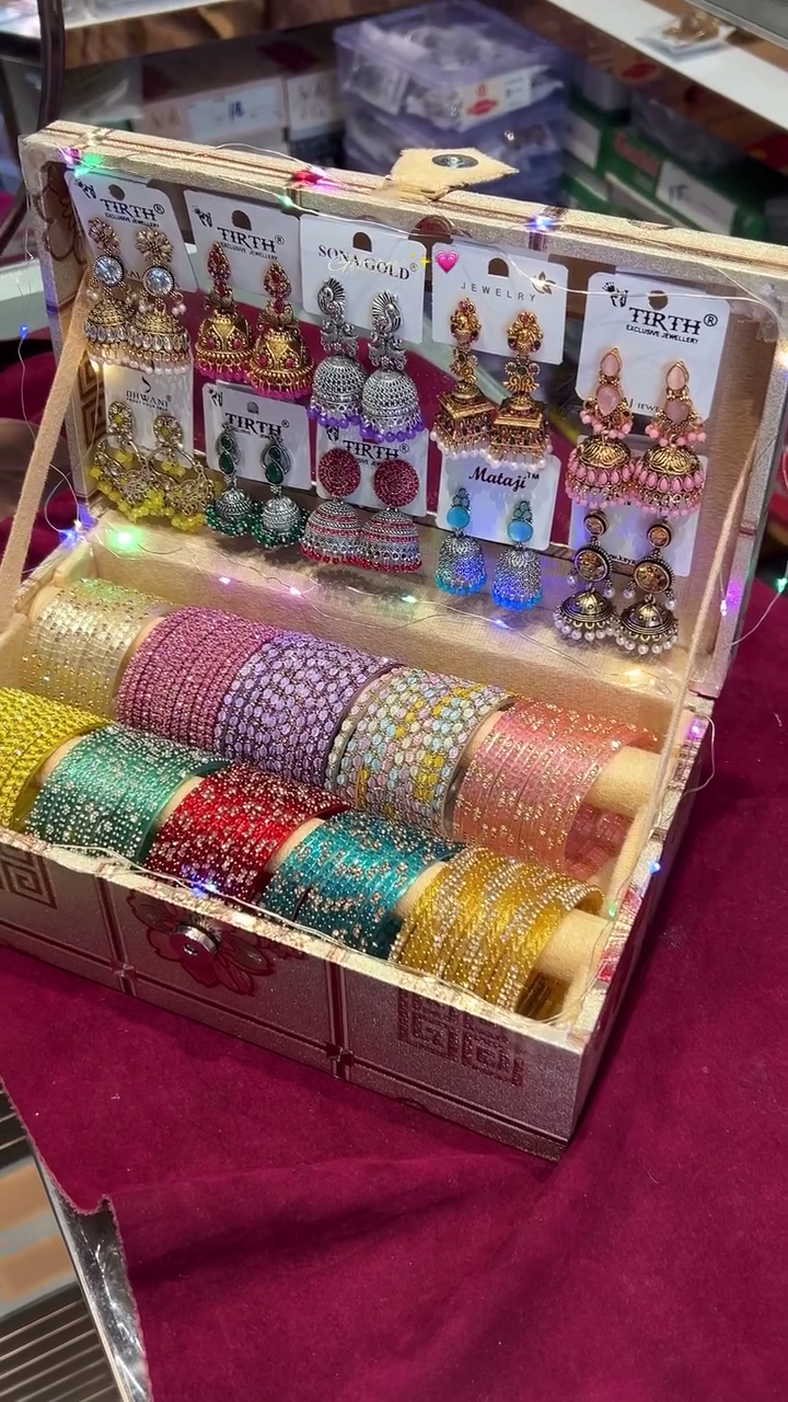 Premium Festive Jewellery & Colourful Bangle Gift Hamper