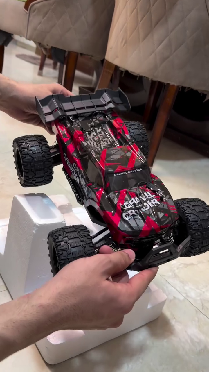 Gravel Grinder RC Truck – Powerful Off-Road Racing Beast