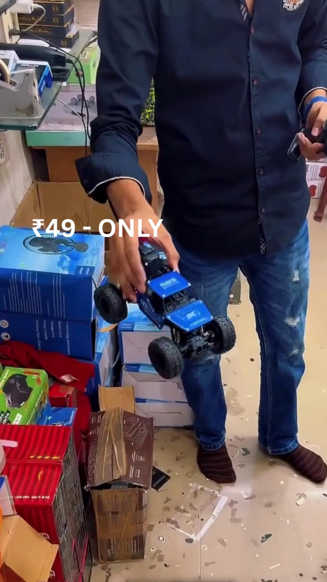 Blue Off-Road RC Buggy – Rugged Design & Racing Fun