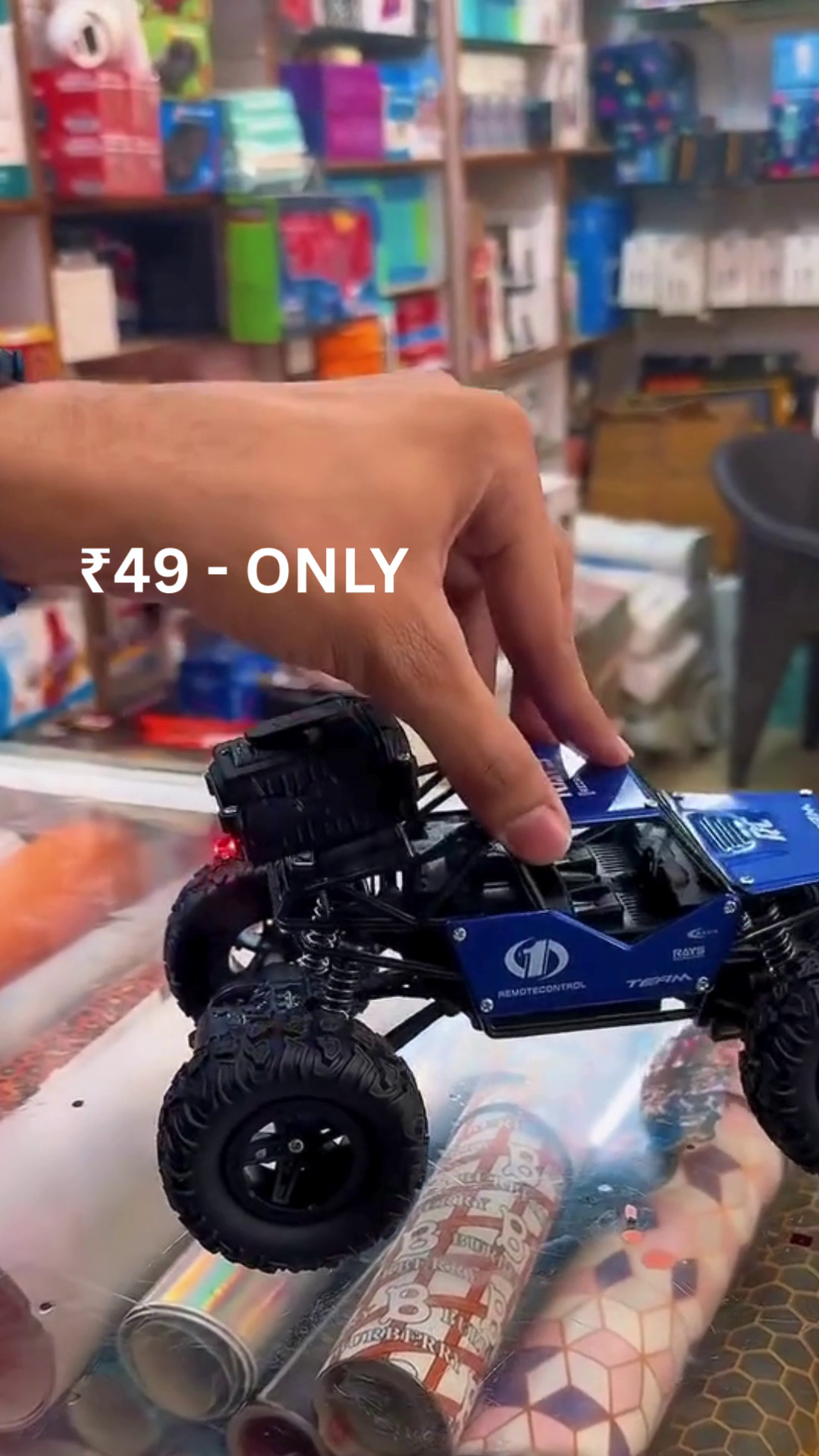 Blue Off-Road RC Buggy – Rugged Design & Racing Fun