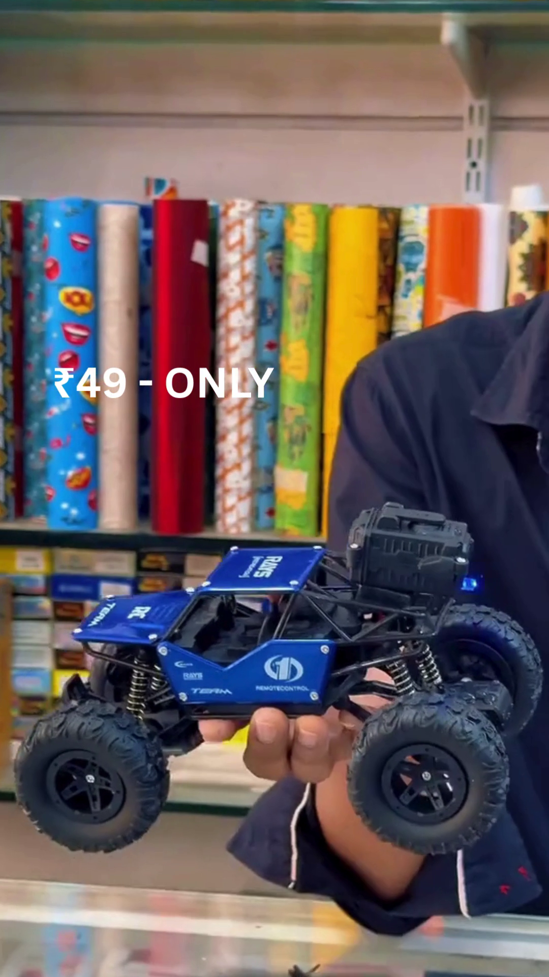 Blue Off-Road RC Buggy – Rugged Design & Racing Fun